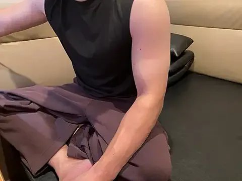 Freechat Riku_999 on StripChat