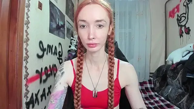 Roxy_Silver on StripChat