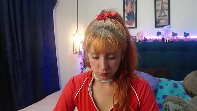 sarah_lovesu on StripChat 