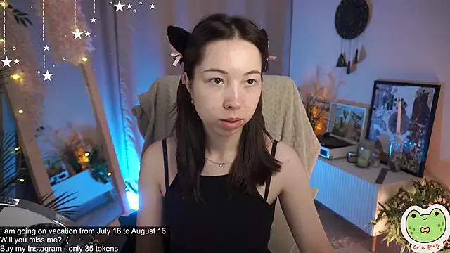 Freechat Sarah_Son on StripChat