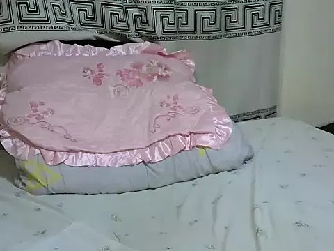 Sassyever on StripChat