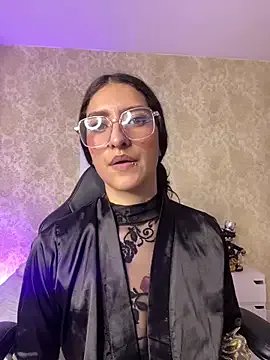 Scaarlettfox — play pussy with domi