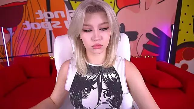 Freechat SelenaIris on StripChat
