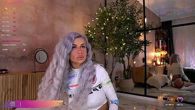 Freechat Serene_Sophiex on StripChat