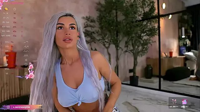 Freechat Serene_Sophiex on StripChat
