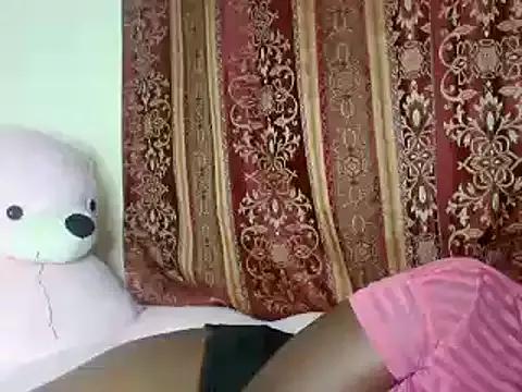 Freechat Sexxy_pretty24 on StripChat