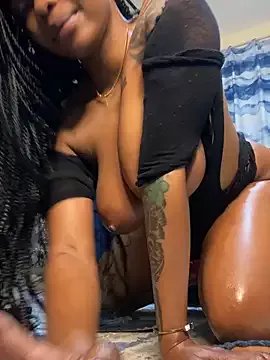 Freechat SexxyLunar on StripChat