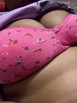 Freechat sexy-bu on StripChat