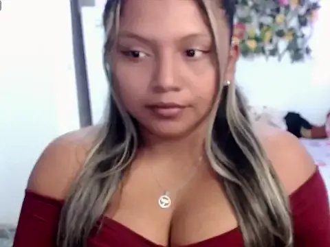 Freechat sexysusan4you on StripChat