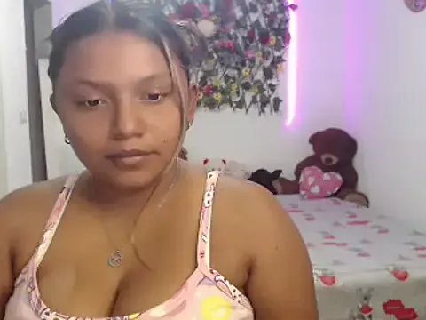 Freechat sexysusan4you on StripChat