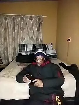 Freechat Sgeme325is on StripChat