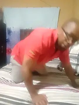 Freechat Sgeme325is on StripChat