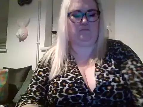 Freechat Sizzling_Indie36 on StripChat