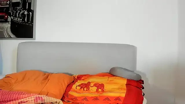 Freechat smileybabe on StripChat