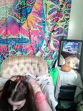 Freechat Snowbunnycake_131 on StripChat