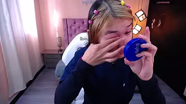 Sofii_cutee on StripChat