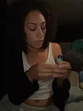 Freechat starrynikki on StripChat