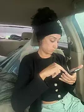 Freechat starrynikki on StripChat