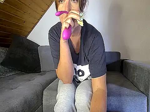 Freechat stunning_Rosi on StripChat