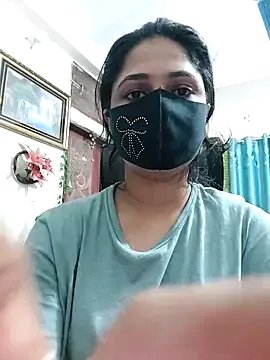 Freechat Suvosri on StripChat
