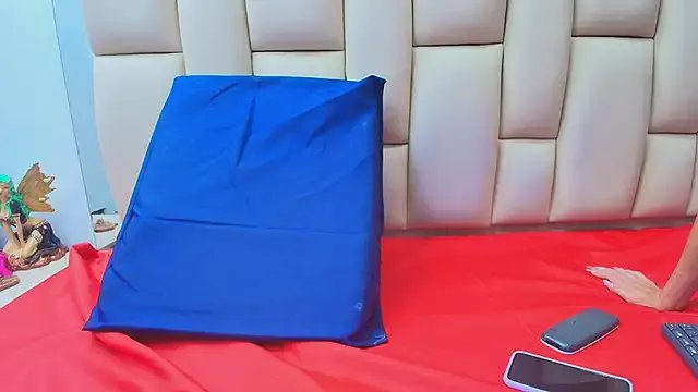 sweet_amye on StripChat