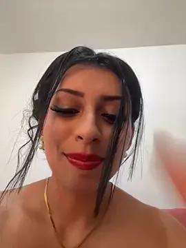sweetAli_ on StripChat 