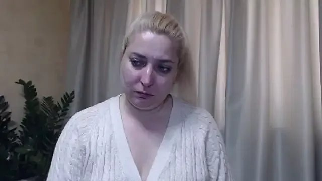 Private sweetpussy13 on StripChat