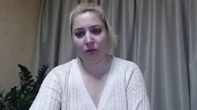 Private sweetpussy13 on StripChat