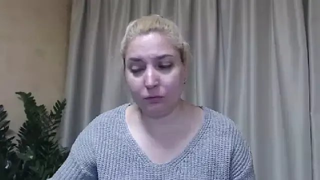 Private sweetpussy13 on StripChat