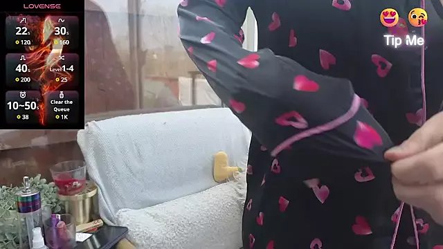 tattoomilf86 on StripChat