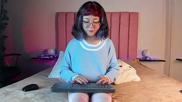 TerumiKitty — fingers in pussy