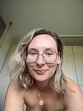 Freechat The_Snowwhitee on StripChat