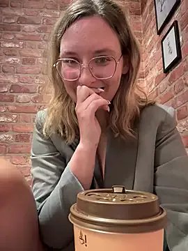 Freechat The_Snowwhitee on StripChat