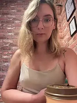 Freechat The_Snowwhitee on StripChat