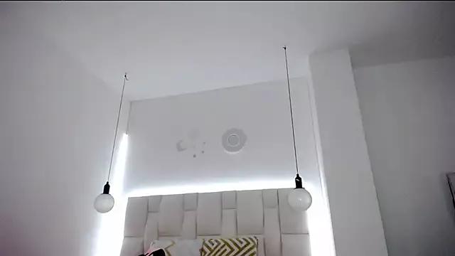 tiffany__pink on StripChat 