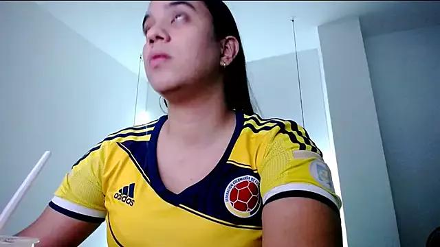 tiffany__pink on StripChat 