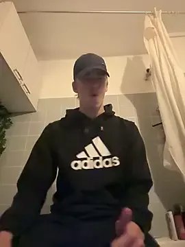 Freechat Toyjungee on StripChat