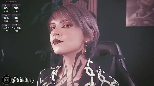 Trinity___s on StripChat