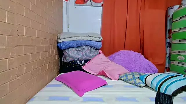 Ugly-Filipina — Vibe Me! Make me wet Naked&Wet