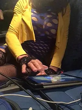 Freechat valeriatra69 on StripChat