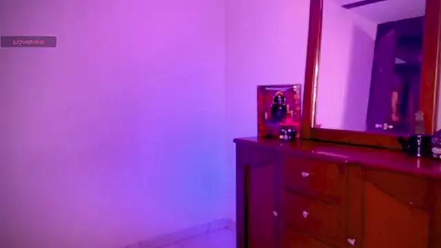Freechat Varya_Ferreira on StripChat