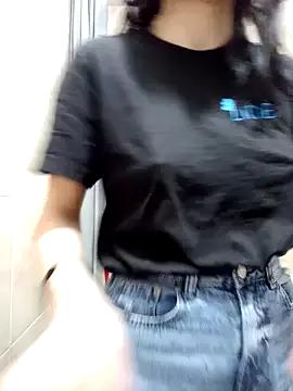 Virgin_Pussy_Love on StripChat