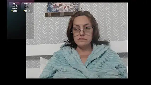 Vivian_Violet_ on StripChat