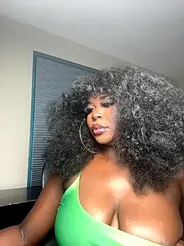 Freechat WomanNextdoor1 on StripChat