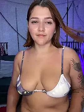 yey_bdsm on StripChat 