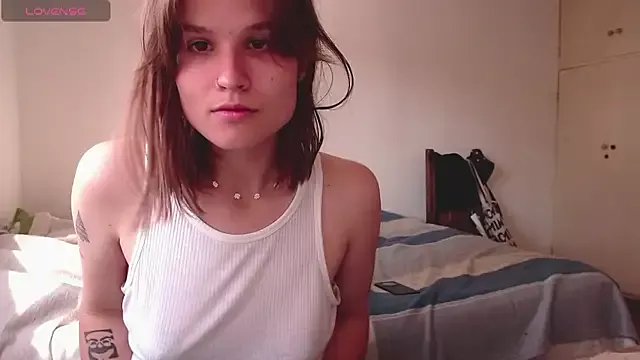 Freechat Your_Hand_In_mine on StripChat