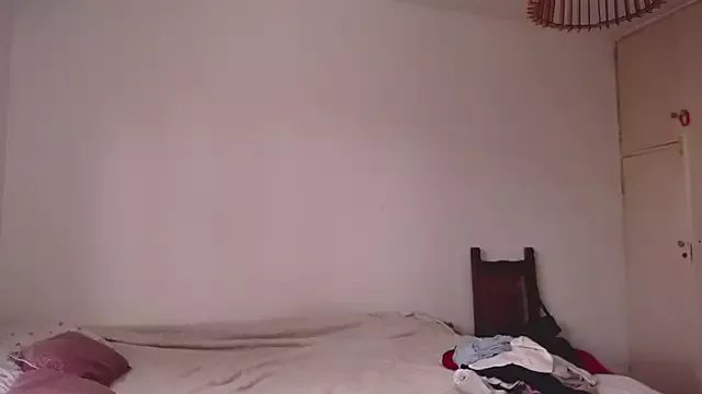 Freechat Your_Hand_In_mine on StripChat