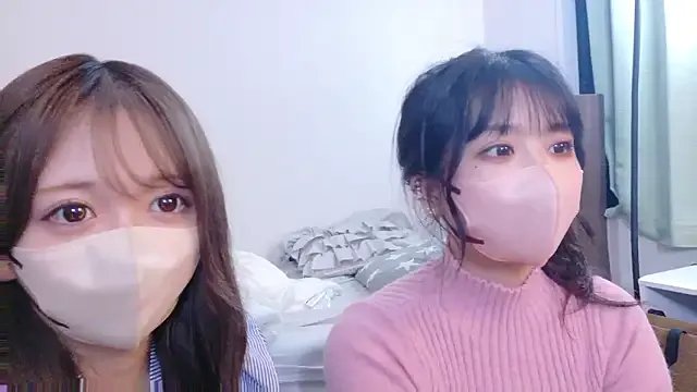 Group yuki-chi on StripChat