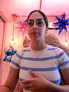 Zoe_Bae on StripChat